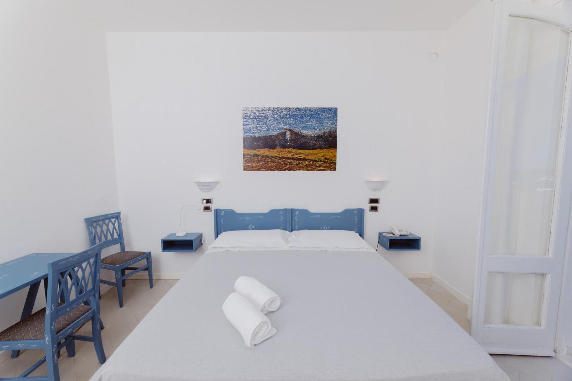 Castro  Hotel La Roccia חדר תמונה